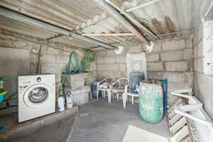 5 slaapkamers Gebouw - Armeñime (0)
