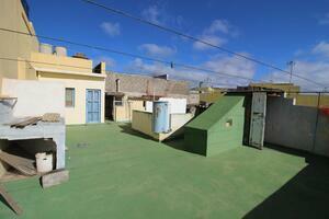 12 Bedroom House - La Laguna (1)
