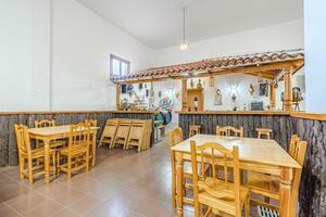 4 Bedroom House - Tejina (3)