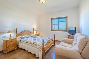 4 Bedroom House - Tejina (2)