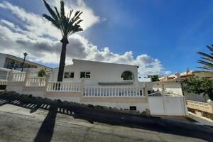 Casa de 4 dormitorios - Chayofa (0)