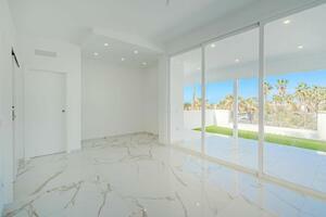 Luxury 3 Bedroom Villa - San Eugenio Alto (2)