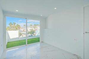 Luxury 3 Bedroom Villa - San Eugenio Alto (3)