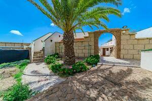 Estate - Granadilla de Abona (1)