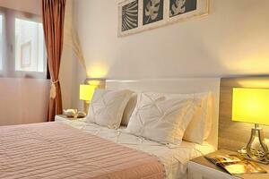 Apartamento de 2 dormitorios - San Eugenio Alto (0)