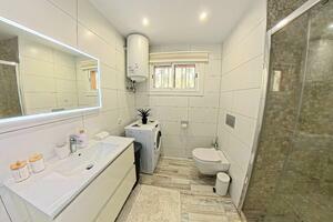 Apartamento de 2 dormitorios - San Eugenio Alto (2)