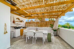 Luxe 5 slaapkamers Villa - Chayofa (2)