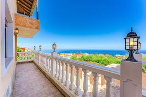 4 Bedroom Villa - Tacoronte (0)