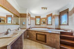 4 Bedroom Villa - Tacoronte (2)