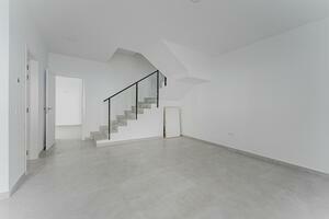 5 Bedroom Townhouse - San Miguel (3)