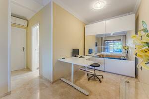 Luxury 3 Bedroom Villa -  Bahía del Duque - Villas del Duque (2)