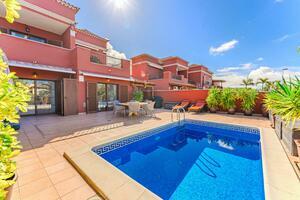 Luxury 3 Bedroom Villa -  Bahía del Duque - Villas del Duque (3)