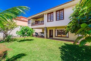 6 slaapkamers Villa - La Laguna (1)
