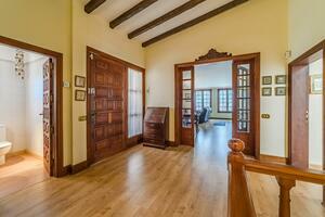 6 slaapkamers Villa - La Laguna (0)