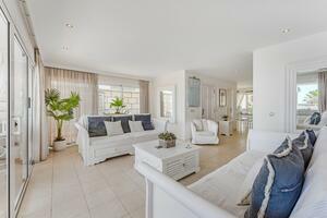 Villa di 3 Camere - El Madroñal (2)