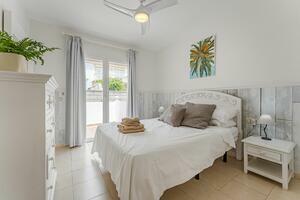 Villa di 3 Camere - El Madroñal (1)
