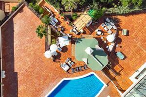 Business - Playa Paraíso (3)