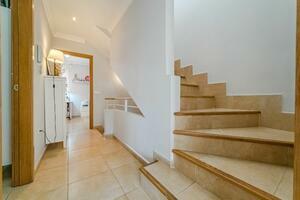 Adosado de 3 dormitorios - Llano del Camello - Residencial Jardín de Abona (0)