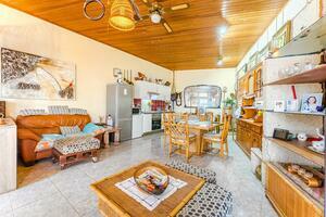 Business - Playa San Juan (1)