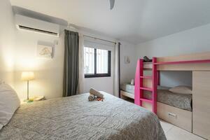 Villa de 4 dormitorios - Amarilla Golf (3)