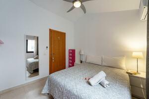 Villa de 4 dormitorios - Amarilla Golf (0)