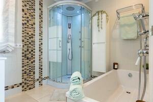 Villa de 4 dormitorios - Amarilla Golf (2)