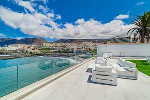 7 Bedroom Villa - Puerto de Santiago (0)