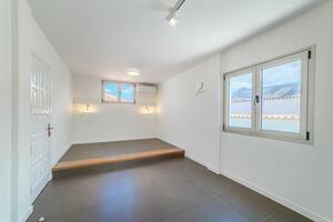 7 Bedroom Villa - Puerto de Santiago (1)