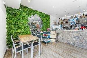 Business - Torviscas Bajo (0)