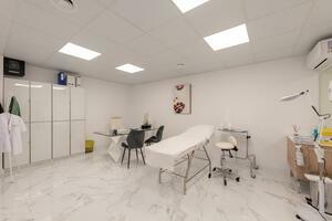 Business - Torviscas Bajo (1)