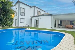 3 Bedroom Townhouse - El Madroñal (0)