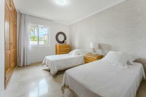 4 Bedroom Villa - El Madroñal (2)