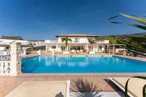 Villa di 11 Camere - Armeñime (0)