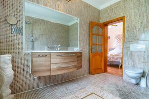 Villa di 11 Camere - Armeñime (2)