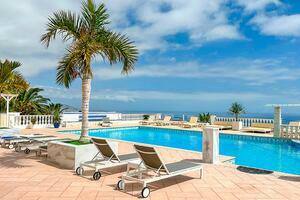 Villa di 11 Camere - Armeñime (2)