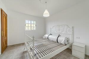 Дом с 4 спальнями - Vera de Erques (2)