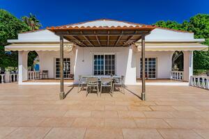 Casa de 5 dormitorios - Piedra Hincada (0)