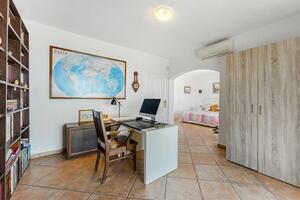 Casa de 5 dormitorios - Piedra Hincada (1)