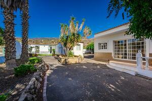 Casa de 5 dormitorios - Piedra Hincada (1)