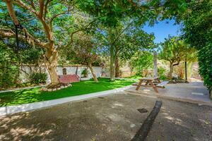 Casa de 5 dormitorios - Piedra Hincada (2)