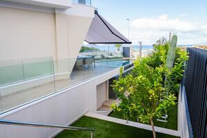 Villa mit 4 Schlafzimmern - El Madroñal (1)