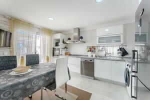 Adosado de 3 dormitorios - Puerto de Santiago - Eurohouse (0)