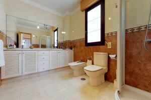Villa mit 6 Schlafzimmern - Santa Cruz (0)