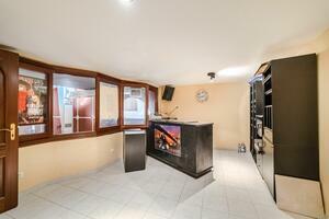 Villa mit 8 Schlafzimmern - Santa Cruz (1)