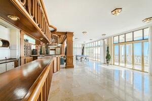 Villa mit 8 Schlafzimmern - Santa Cruz (1)