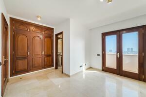 Villa mit 8 Schlafzimmern - Santa Cruz (1)