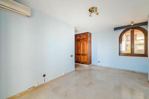 Villa mit 8 Schlafzimmern - Santa Cruz (1)