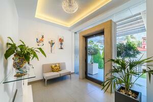 Luxus 5-Zimmer-Villa - El Madroñal (0)