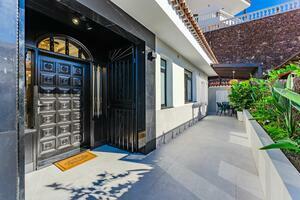 Luxury 4 Bedroom Villa - San Eugenio Alto (2)