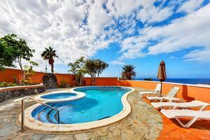 5 Bedroom Villa - San Eugenio Bajo (1)